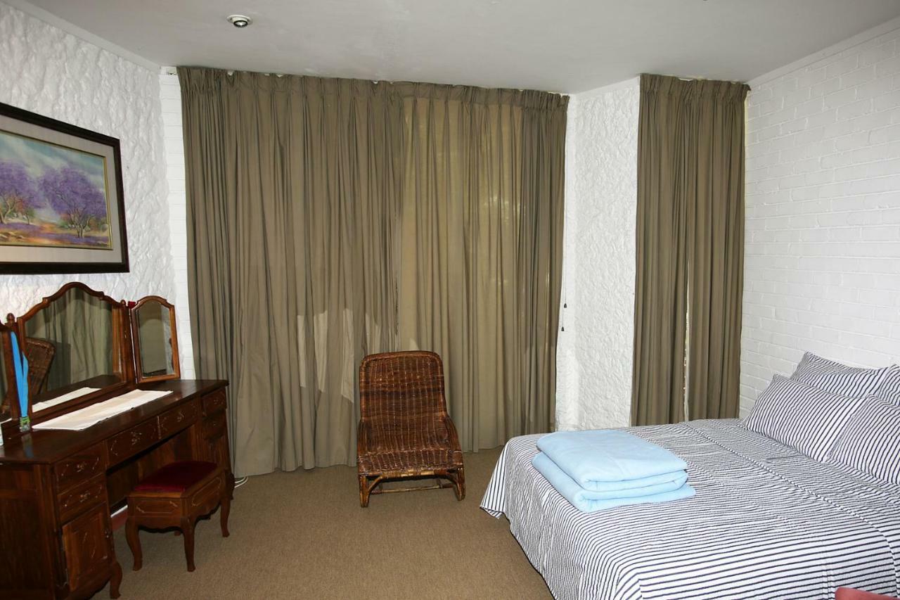 Fleming Place Bulawayo Extérieur photo