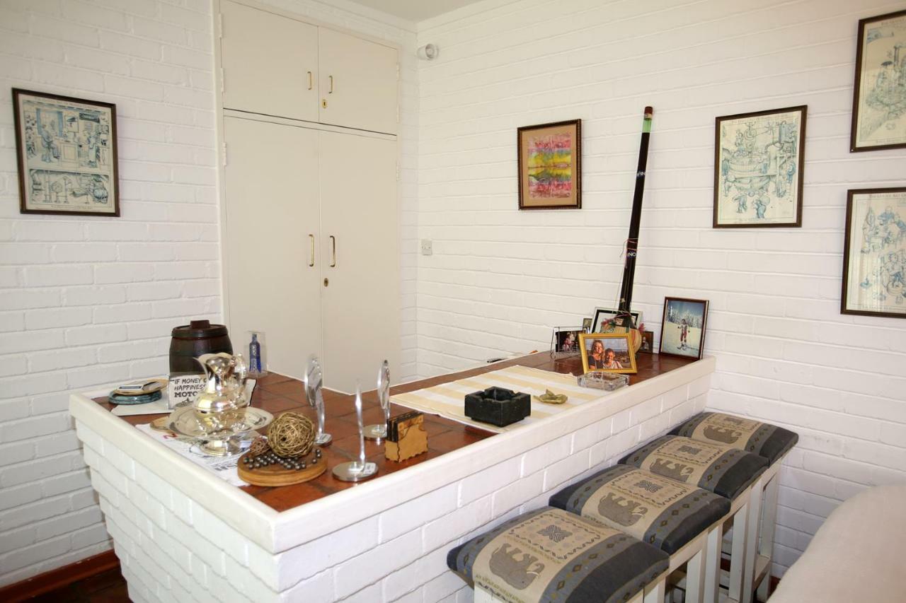Fleming Place Bulawayo Extérieur photo