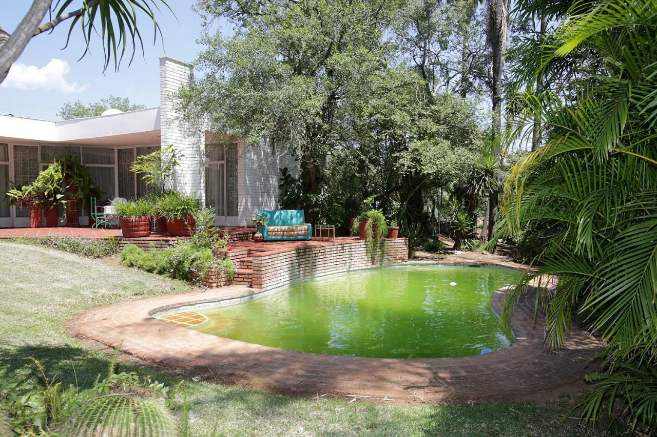 Fleming Place Bulawayo Extérieur photo